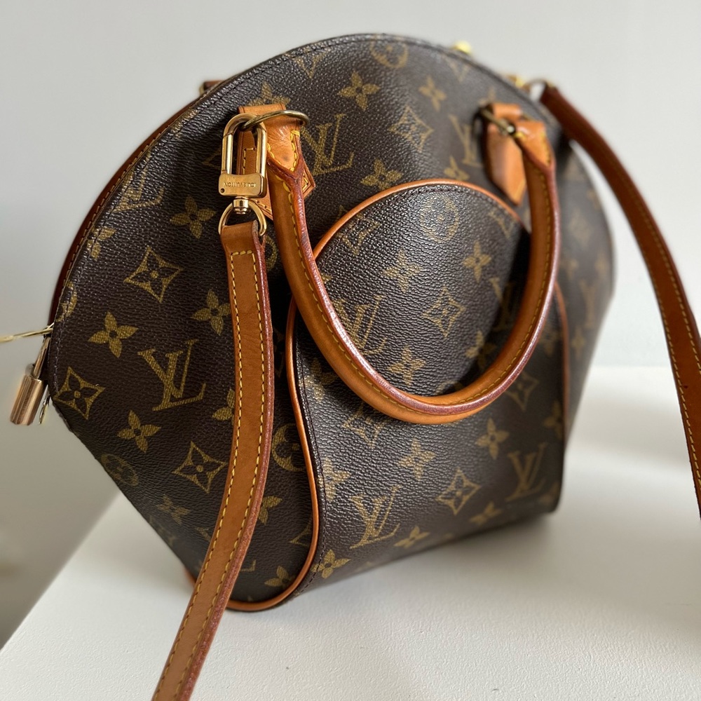 NOT FOR SALE - Louis Vuitton Ellipse Monogram Canvas PM + strap
